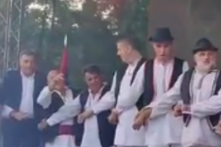 ŽIVJEĆE SRPSKA Dodik zaigrao Kozaračko kolo! (VIDEO)