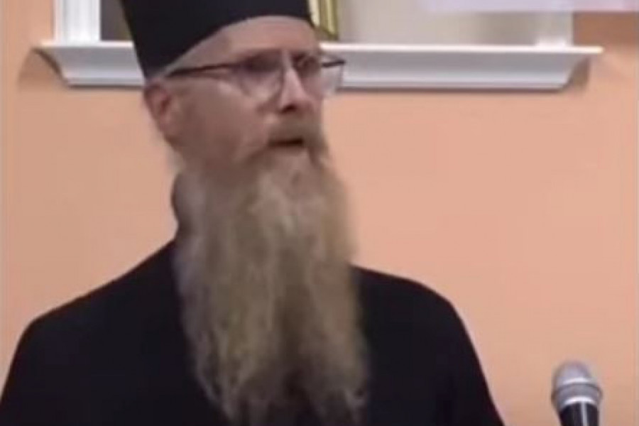 PORUKA IGUMANA ARSENIJA SVIM ŽENAMA: "Ako nećeš da te muž vara, doteraj se malo sestro..."