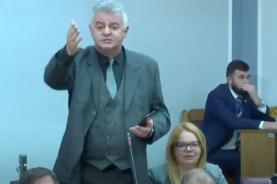 (VIDEO) BOJOVIĆ ŠEHOVIĆU: Smiju li Srbi da imaju prava?