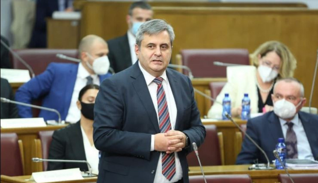 DRITAN MANGUPSKIM POTEZOM POSTAO PREMIJER: Radunović se nada da će Abazović ipak okrenuti leđa DPS-u