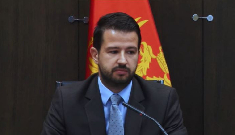 MILATOVIĆ: "Crna Gora je mislima uz Srbiju i njen narod”