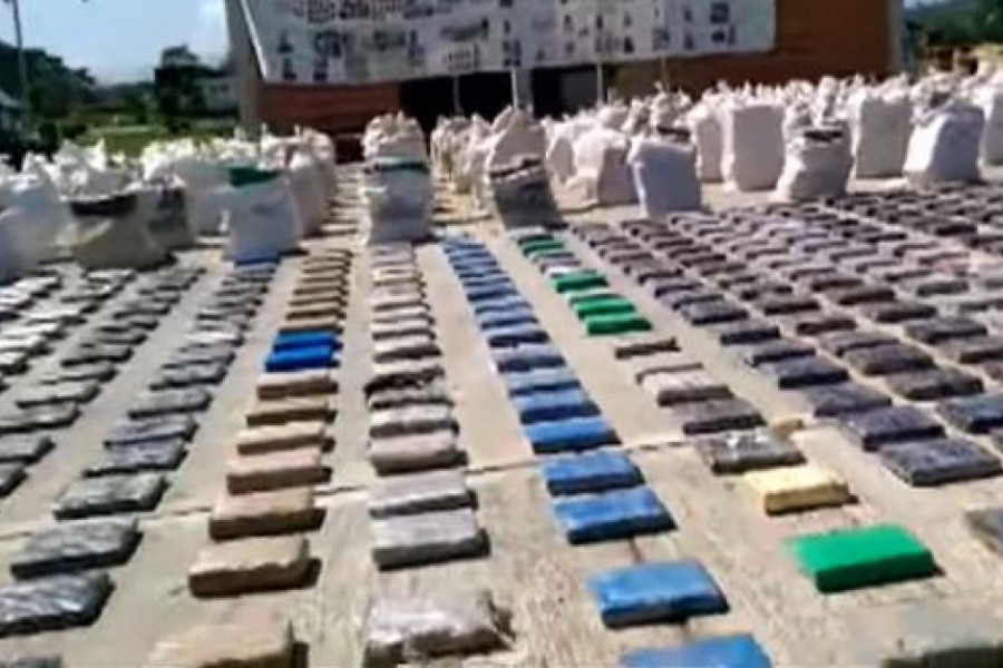 MIROĐIJA U SVAKOJ ČORBI: Policija zaplenila 5.668 kg kokaIna- UHAPŠENA DVA CRNOGORCA