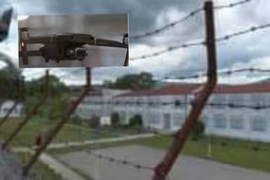 DRON SA TELEFONIMA nadletao zatvor u Spužu