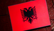 NASTAO HAOS U PARLAMENTU: Izbacili bivšeg premijera iz sale