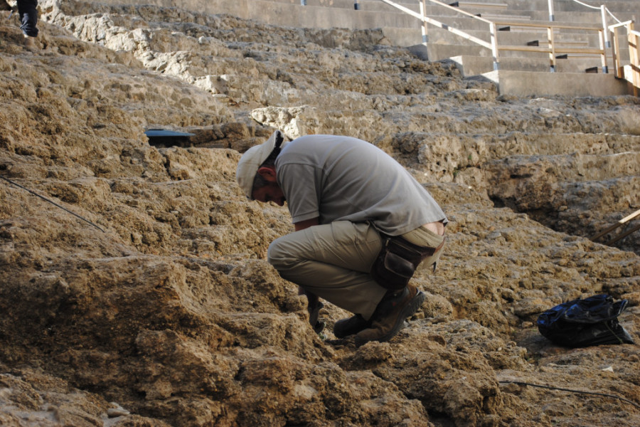 ARHEOLOŠKA SENZACIJA U SRCU DALMACIJE: U pećini pronađeni ostaci konja ili divljeg magarca stari čak 17.000 godina!