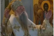 "NEKA DJECA BUDU VEĆI LJUDI OD NAS!" Mitropolit Joanikije na Božićnoj liturgiji u Podgorici pozvao vernike na mir i slogu