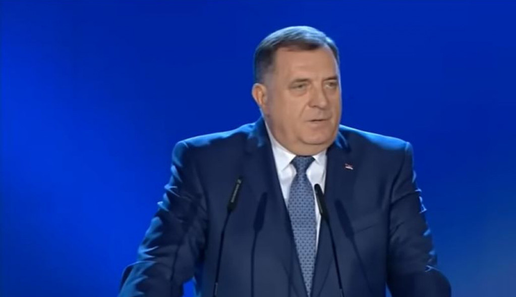 U POMOĆ RAZORENOJ TURSKOJ: Dodik ispratio specijalistički tim za traganje i spasavanje