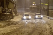 Sneg stvara probleme na saobraćajnicama širom BiH