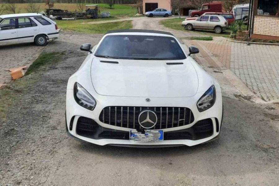 Ukrali mercedes vredan 200.000 evra: EVO KAKO SU UHVAĆENI (VIDEO)