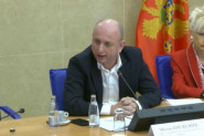 KNEŽEVIĆ: "Milu Božoviću se sudi u britanskoj ambasadi"